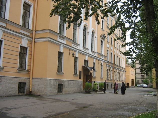 Гид по Петербургу Шнурова