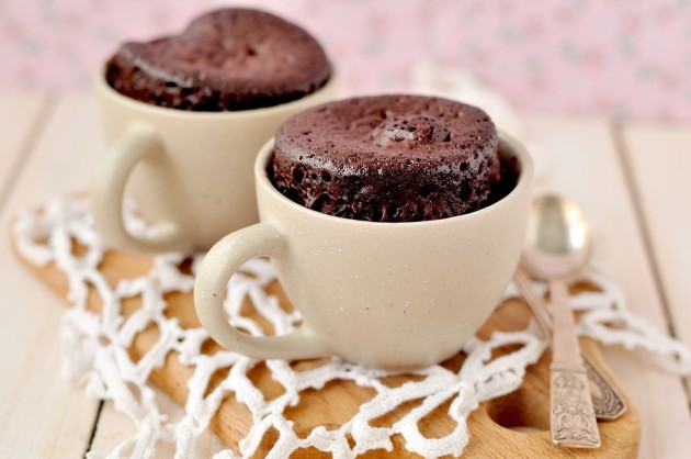 chocolate-cake-in-a-mug1-2