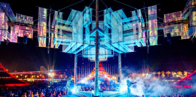 Одна из сцен фестиваля Coachella в 2014 году